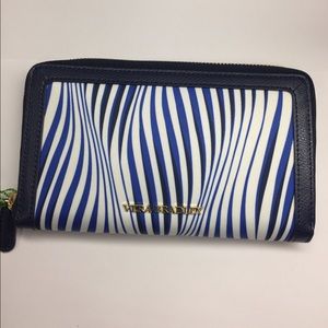 Vera Bradley Retro Wallet💙