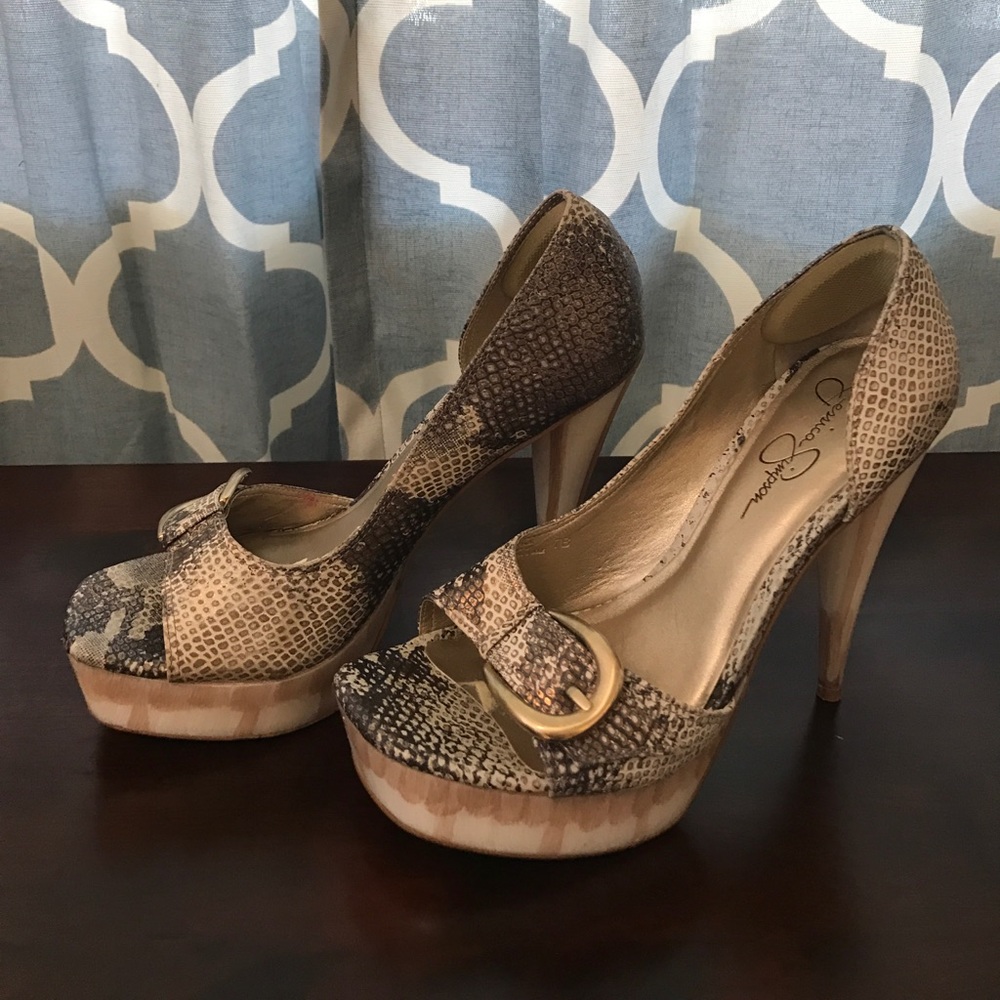 Jessica Simpson 5" heel