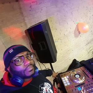 Meet your Posher, Ira