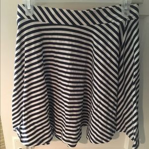 So Skirt (White & Navy)