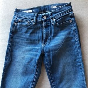 Gap Jeans High Rise Super Skinny size 25