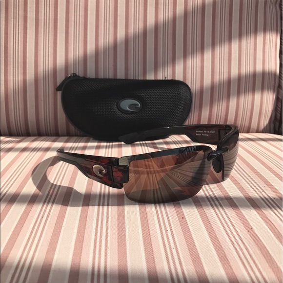 Costa sunglasses & it\'s traveling case! main image 4