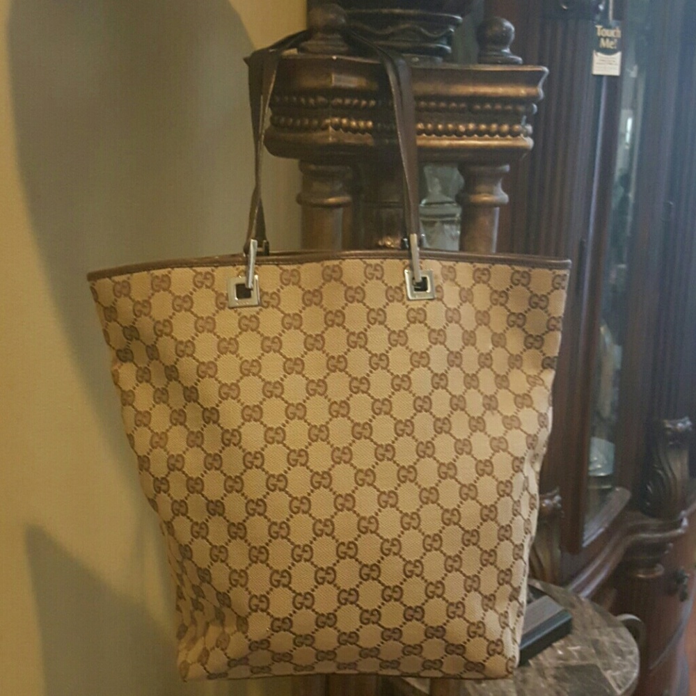 Handbag