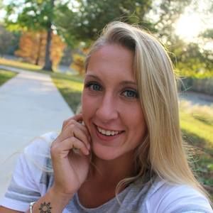 Meet your Posher, Nikki