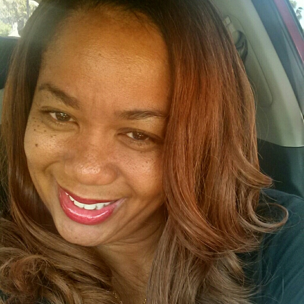 Meet your Posher, Lanita