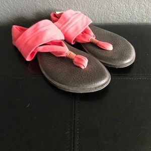 Sanuk sandals