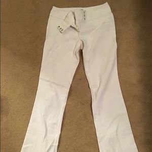 Limited white exact stretch pant