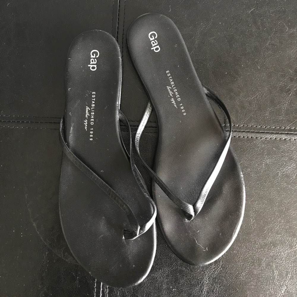 Black Gap flip flops