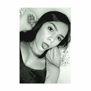 Meet your Posher, Aleida