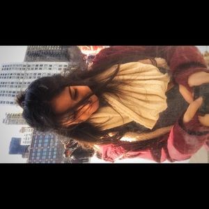 Meet your Posher, Luiza