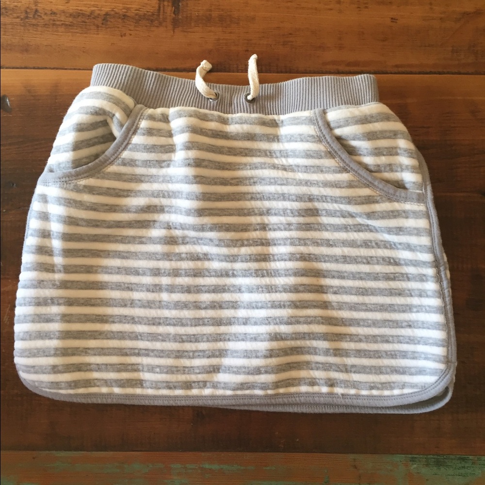 Cat & Jack skirt