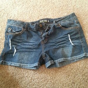Women shorts