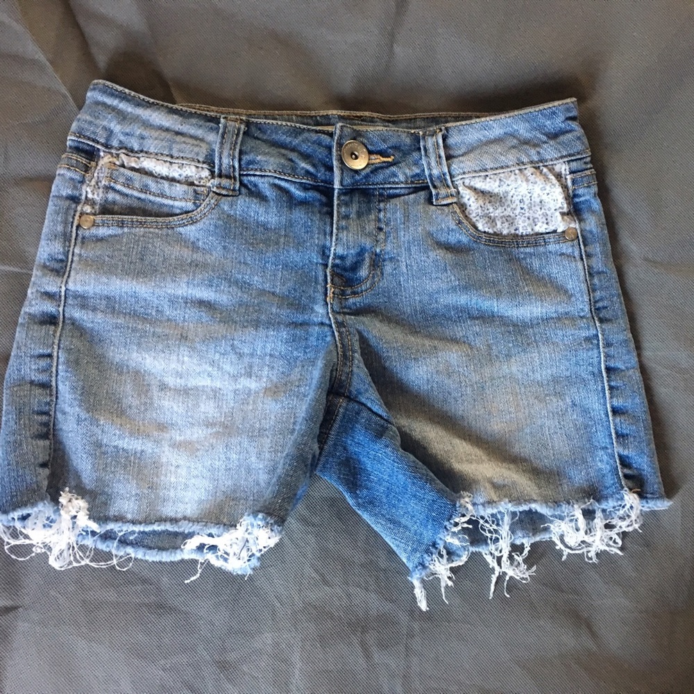 LEI Denim Shorts Juniors 1 Fringe Blue Jean