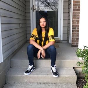 Meet your Posher, Haley