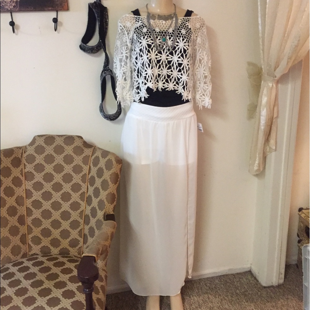 AWESOMESheer skirt SHORTS UNDERNEATH