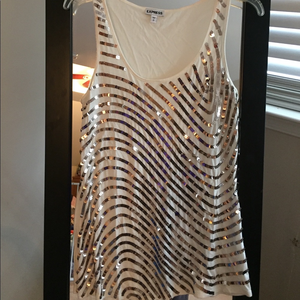 Sequin tank