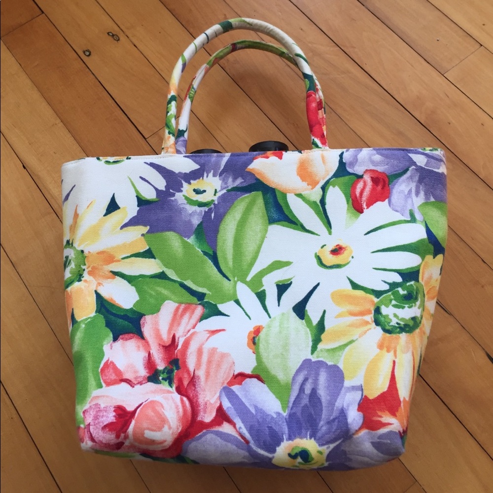 VINTAGE Margaret Smith floral tote price firm