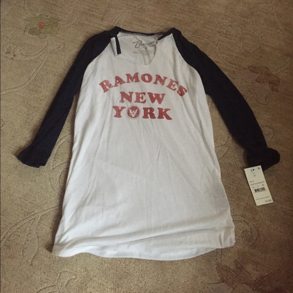 Ramones VNeck Baseball Tshirt