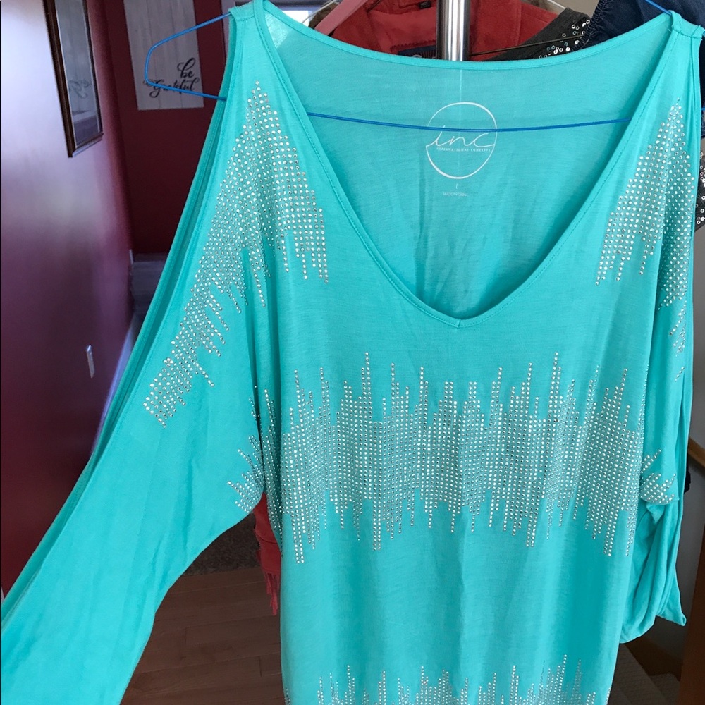 INC cold shoulder top