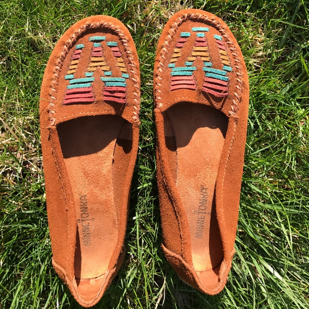 Colorful Minnetonka Moccasins 🌤