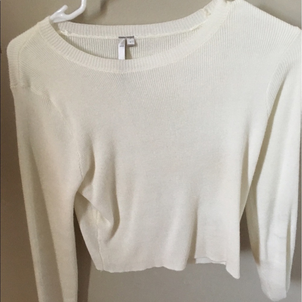 White crop sweater
