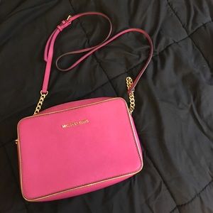 Michael Kors Pink crossover