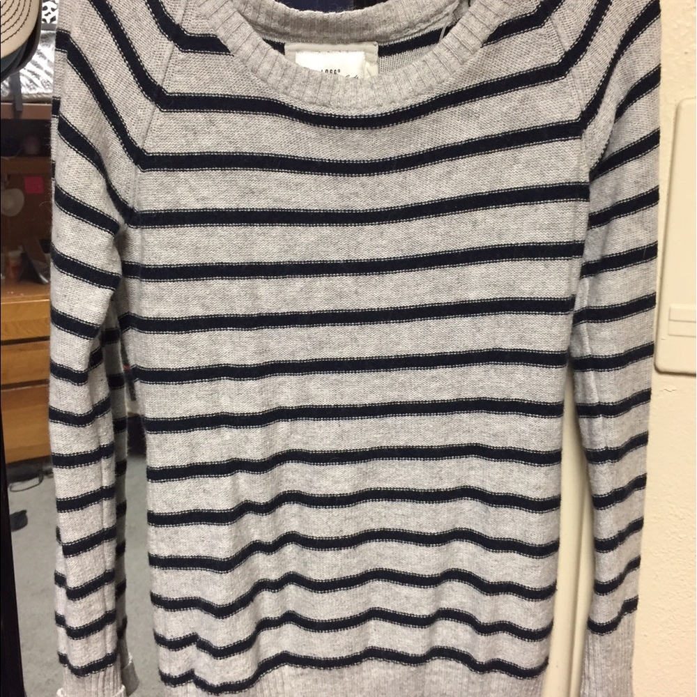 H&M sweater