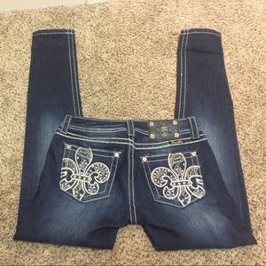 Miss Me Straight leg Skinny Jeans