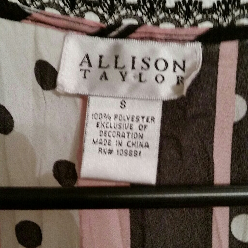 Allison Taylor lace top shirt - Picture 3 of 4