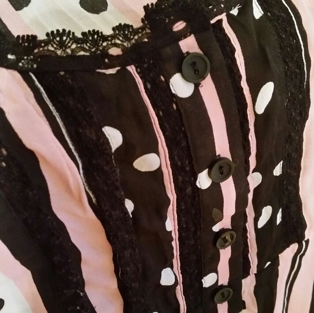 Allison Taylor lace top shirt - Picture 4 of 4