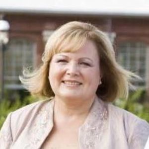 Meet your Posher, Carolyn