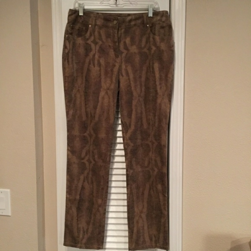 CHICO'S snake print pants size 0