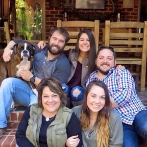 Meet your Posher, Dana