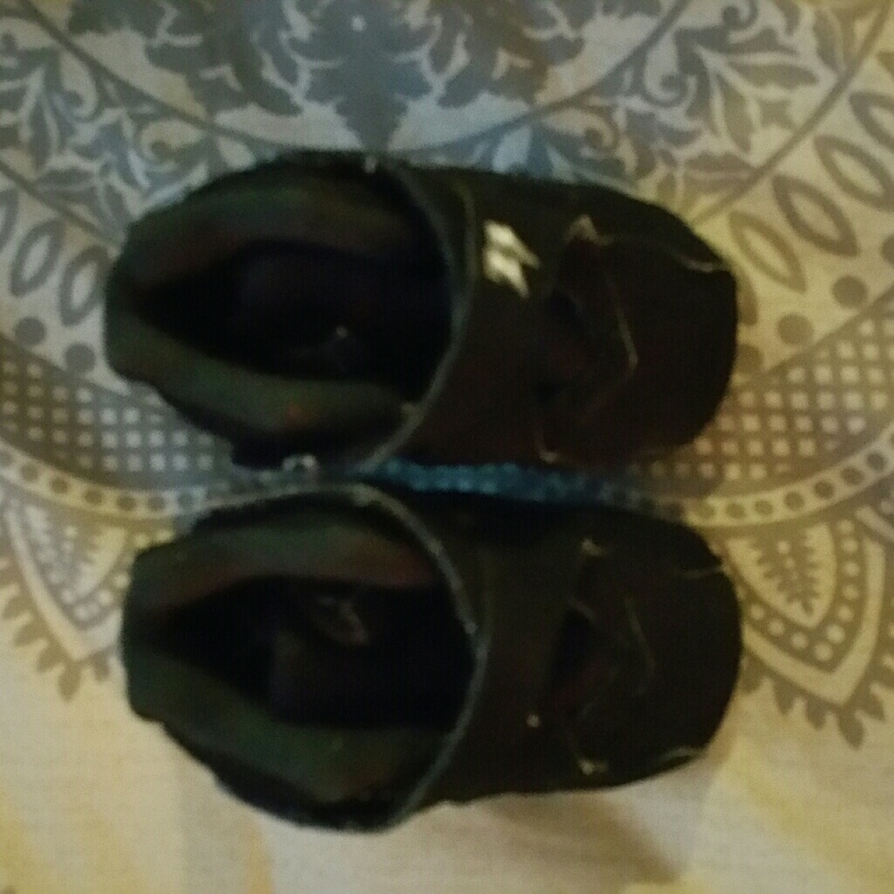 Air Jordan - Picture 2 of 2