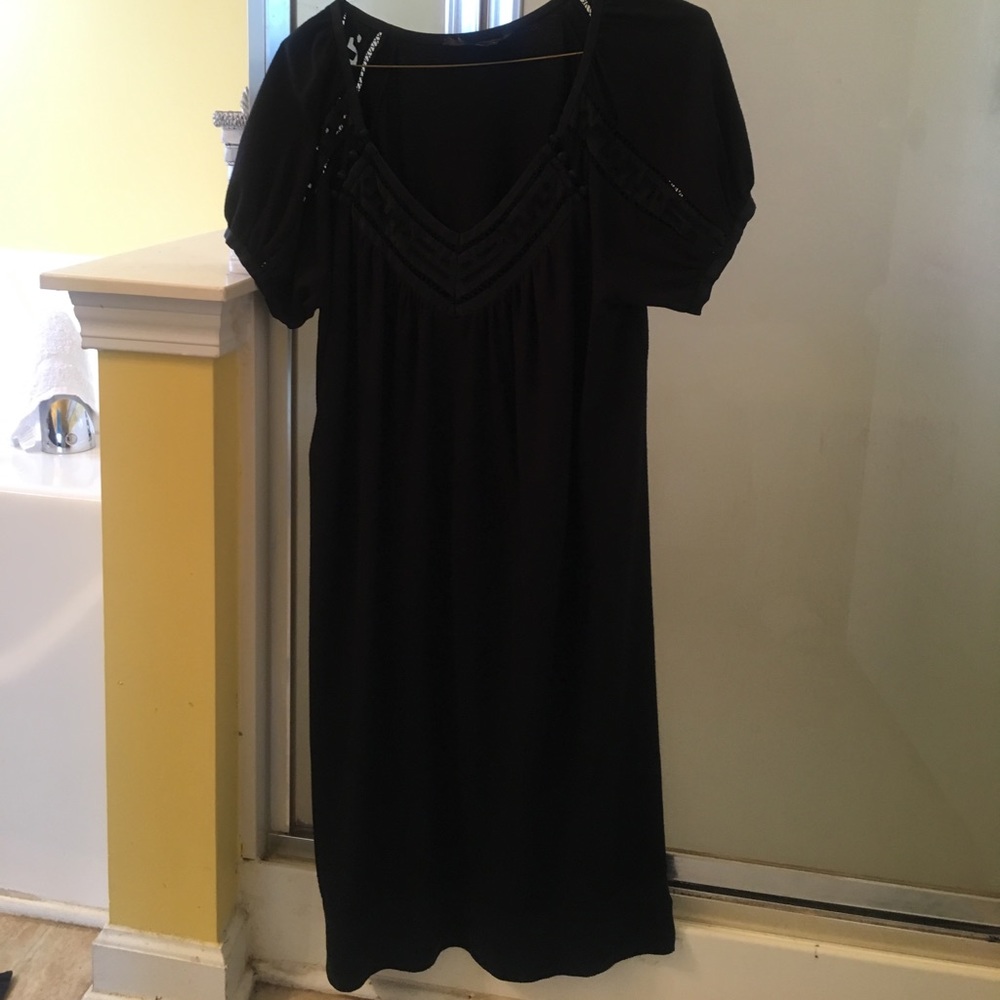 BCBG  Short-Sleeve Dress
