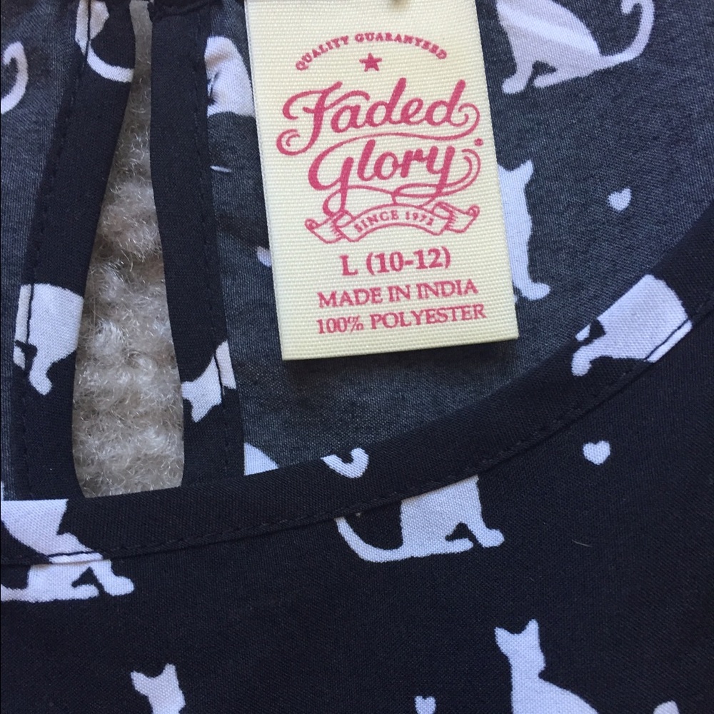 Black and white cat dress 😻 - Picture 2 of 3