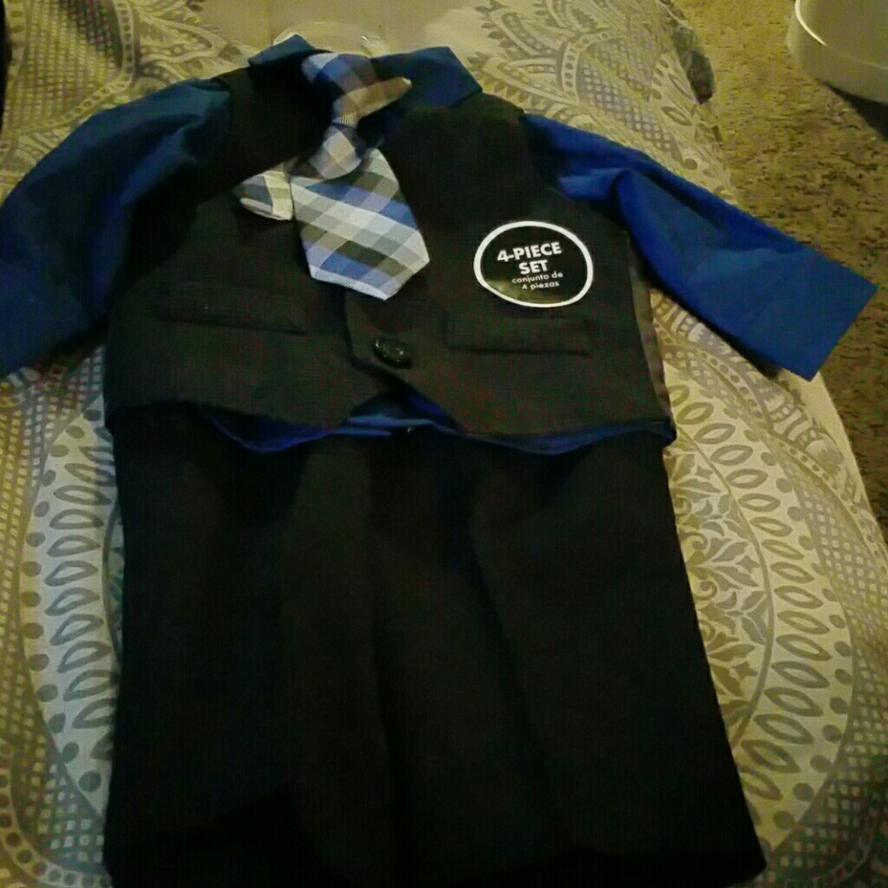 4 pieces - Picture 2 of 3
