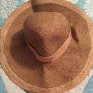 Women's straw hat