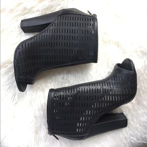 Michael Antonio peep toe heels