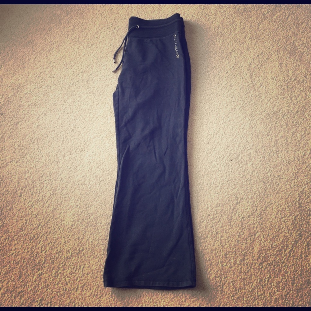 Comfy DKNY Jeans sweatpants
