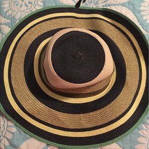 Women's hat