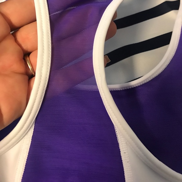 $39 CALVIN KLEIN• holographic racerback sports bra - Picture 4 of 7