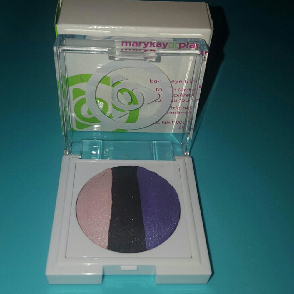 **Sold Mary Kay Baked Eye Trio Purple Eclipse NIB