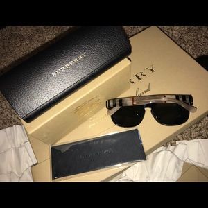 New! Burberry sunglasses