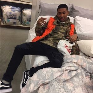 Meet your Posher, Michael