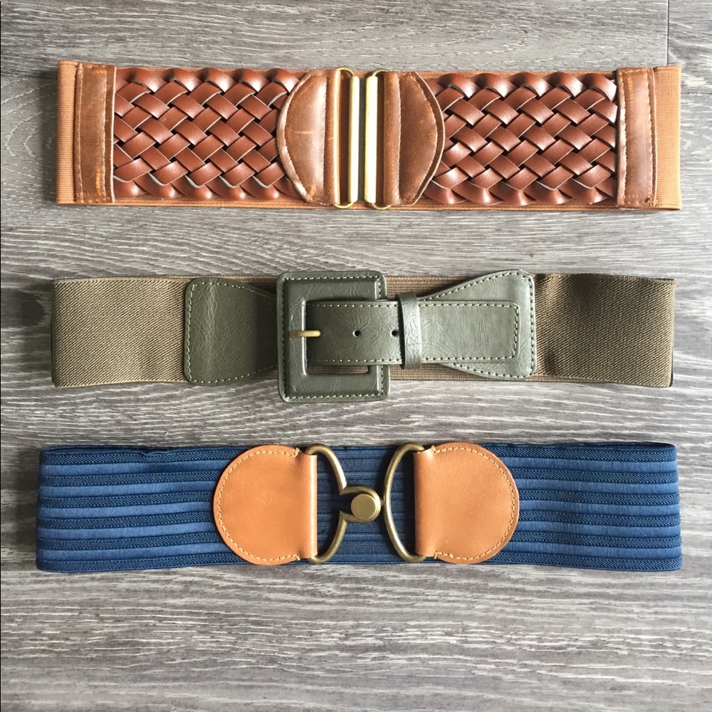 Lot of 3 belts