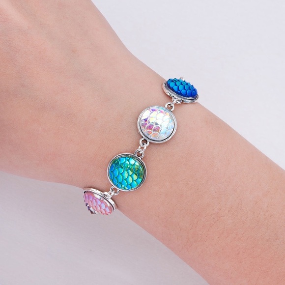 Mermaid Scale Bracelet 🎉Host Pick🎉 - Picture 5 of 5