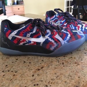 Size 5.5 Kobe 9 "Independence Day"
