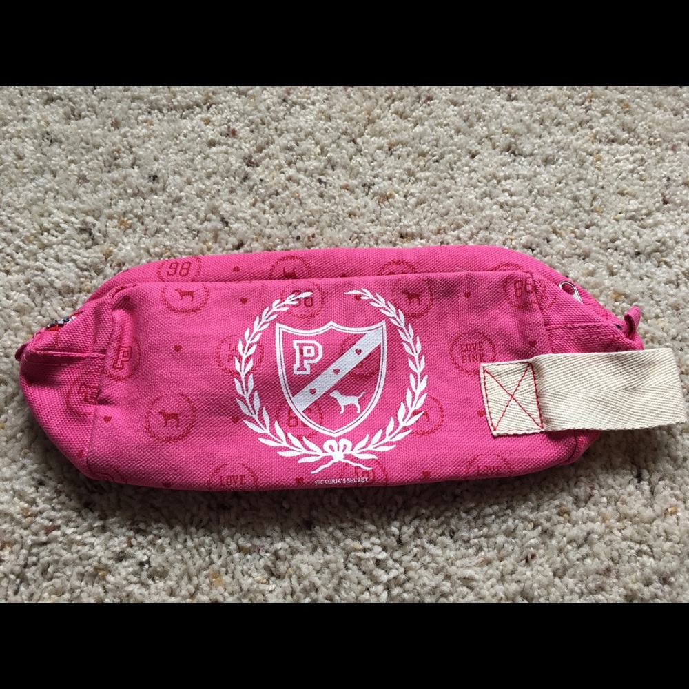 NWOT overnight cosmetic travel bag