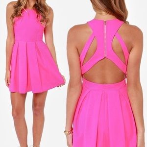 LuLu's bright pink dress